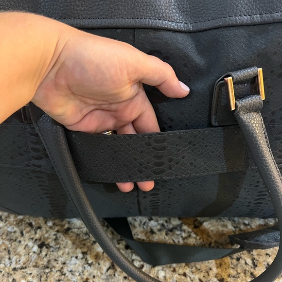 Vince Camuto Snakeskin Weekend Bag - Picture 9 of 12